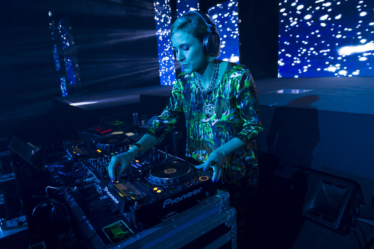 Closing Party SWATCH